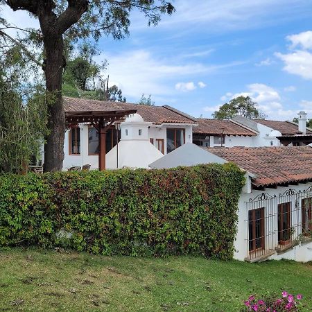 Amplia Casa Antigua Guatemala Con Pergola Y Jardin Villa Eksteriør billede